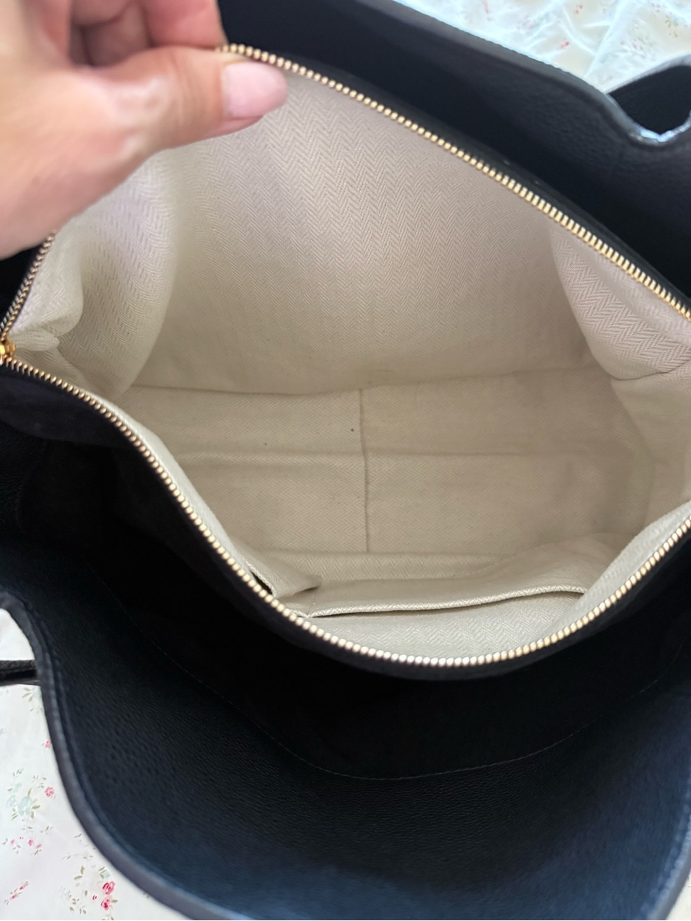 The Row Duplex Large Tote Bag Black Grained Calfskin Leather - Picture 6 of 12